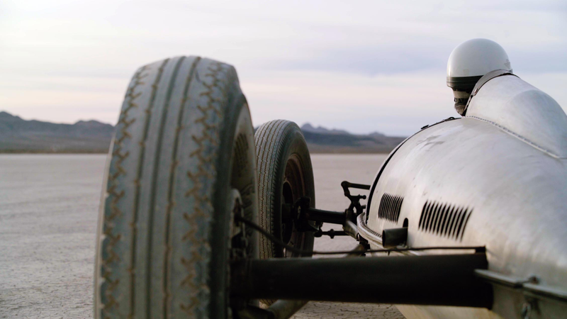 Illustration for article titled Become a '50s Speed Demon With This Flathead-powered Belly Tanker